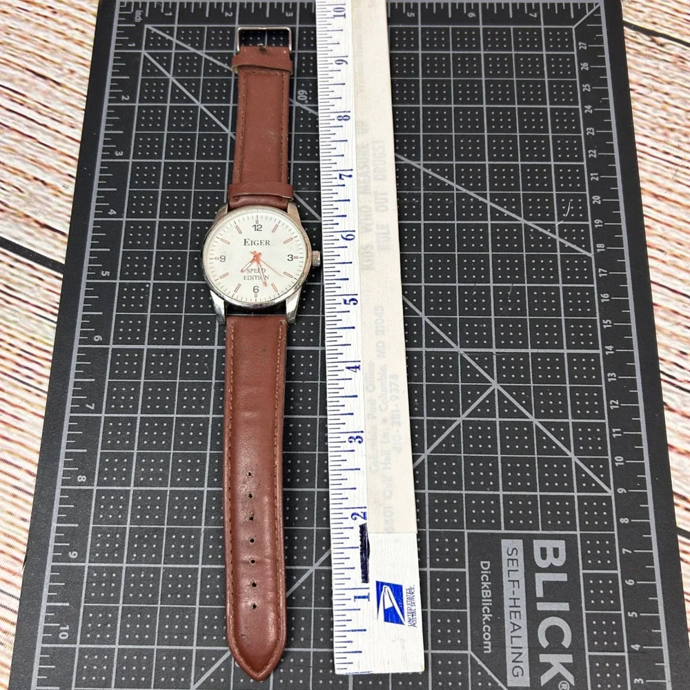 Eiger Speed Edition Men's Analog Wristwatch Brown Leather‎ Strap Silver Tone